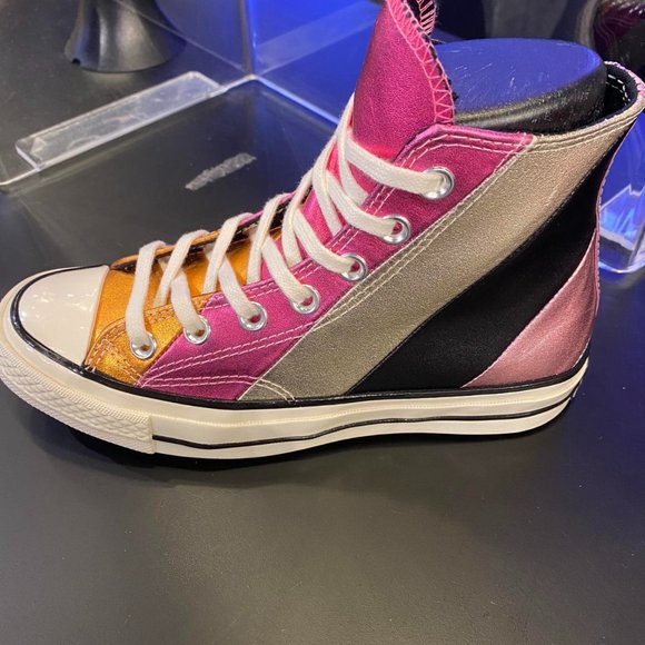 New Converse Women's Chuck 70 Metallic Rainbow Sneakers - Picture 2 of 4